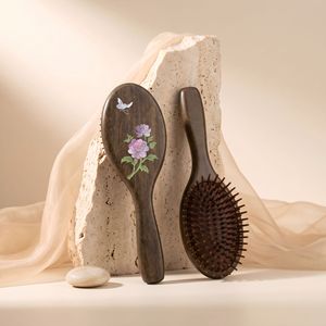 Peigne à air en bois de santal moderne et écologique pour femmes, coussin de massage des méridiens de la tête, portable et compact, pour usage domestique - Product Image 3