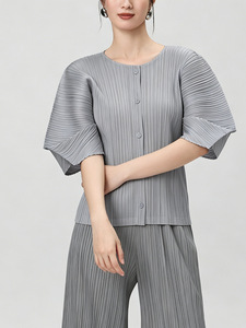 PY 2026 Casual Daily Style Miyake Pleated Button-Up Batwing Sleeve Loose Fit Women's Western Clothing Bulk Wholesale - Product Image 1