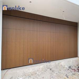 Anlike Vente <span class=keywords><strong>en</strong></span> gros Vertical isolé 16x7 <span class=keywords><strong>Auvent</strong></span> mural <span class=keywords><strong>en</strong></span> aluminium 12x8 Portes <span class=keywords><strong>de</strong></span> <span class=keywords><strong>garage</strong></span> à lattes <span class=keywords><strong>en</strong></span> grain <span class=keywords><strong>de</strong></span> <span class=keywords><strong>bois</strong></span> Guangzhou - Product Image 1