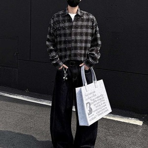 Sofort Lieferbares Streetwear Großhandel ODM Vintage Oversized Kariertes Schweres Rhinestone Langarmhemd für Herren - Product Image 5