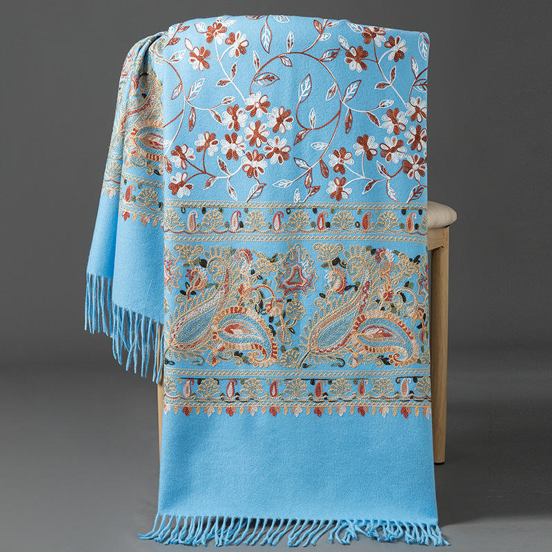 Evergreen in all seasons - sky blue - 200cm