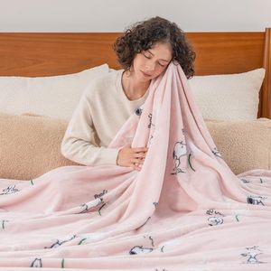Couverture en peluche Snoopy, motif imprimé, légère, en velours, de la marque Berkshire Blanket, couleur <span class=keywords><strong>rose</strong></span> printemps, taille double 60x90 - Product Image 3