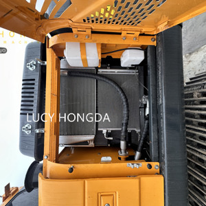 รถขุดฮุนได รุ่น 220-9S พร้อมบุ้งกี๋ขุดดิน อุปกรณ์ก่อสร้างมือสอง - Product Image 4