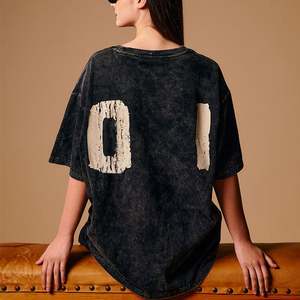 T-shirt baggy lourd personnalisé pour les femmes, décoration écologique de logo en tissu tricoté lavé vintage à col carré pour l'été - Product Image 5