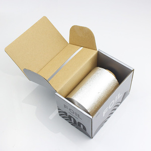 Hoja de plata precortada doblada con bordes y lámina de peluquería - Product Image 1