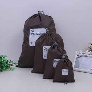 Ensemble de 4 sacs de rangement pliables en polyester avec cordon de serrage pour vêtements, chaussures, voyage, extérieur, armoire, chambre à coucher - Product Image 4