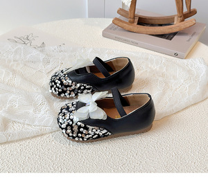 Scarpe da bambina con cinturino alla caviglia, stile coreano, novità Primavera Autunno 2026, con paillettes a farfalla, design da principessa, suola morbida in TPR - Product Image 5
