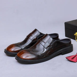 Bottes mi-hautes en cuir véritable de style anglais, de grande taille et de haute qualité, avec une pointe large de style anglais pour hommes - Product Image 1