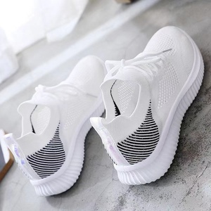 Chaussures de sport en maille respirantes et confortables blanches pour femmes, <span class=keywords><strong>baskets</strong></span> <span class=keywords><strong>compensées</strong></span> - Product Image 2