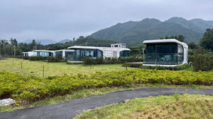 <span class=keywords><strong>บ้าน</strong></span>สำเร็จรูปเหล็กกั<span class=keywords><strong>น</strong></span><span class=keywords><strong>น</strong></span>้ำขนาด 40 ฟุต แบบชั้<span class=keywords><strong>น</strong></span><span class=keywords><strong>เดียว</strong></span> รูปทรงแคปซูลอวกาศ เคลื่อ<span class=keywords><strong>น</strong></span>ย้ายได้ เป็นมิตรกับสิ่งแวดล้อม พร้อมเฟอ<span class=keywords><strong>ร์</strong></span><span class=keywords><strong>น</strong></span>ิเจอร์ - Product Image 5