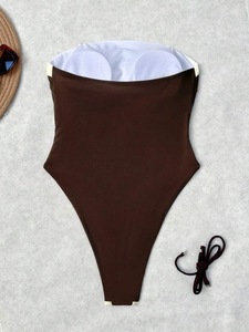 Traje de baño de una pieza tipo bandeau para mujer, color blanco roto, con ribete en contraste, sin tirantes, corte alto, control de abdomen, para playa, venta al por mayor - Product Image 6