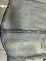Chemise en jean homme coupe ajustée en tissu Lyocell écologique – Fournisseur ODM – Anti-rétrécissement et respirante pour tenues décontractées élégantes