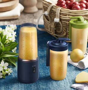 Multifunktionaler Aufladbarer Entsafter Kleiner Glas-Keramik-Becher Tragbar für Studenten Zuhause Outdoor-Nutzung für Säfte Wasserflaschen - Product Image 4