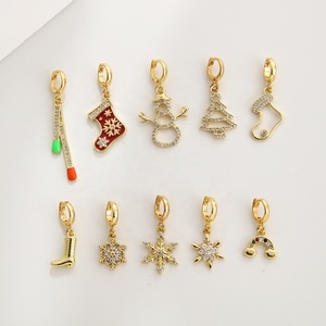 Phụ kiện trang sức đa năng bán chạy, tự làm vòng tay dây chuyền, mạ vàng 18K, đính đá, hình quả anh đào, bướm, chuồn chuồn, khóa cài - Product Image 5