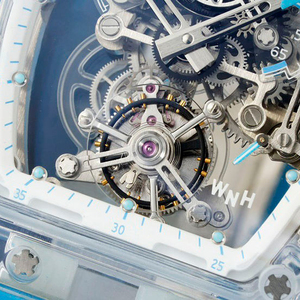 Reloj de pulsera para hombre con correa de caucho blanca, cristal y tourbillon, reloj mecánico esqueleto con forma de tonneau - Product Image 4