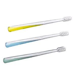 Produttore di spazzolino da denti per adulti in setola morbida per adulti con testina piccola ad alta densità spazzolino da denti manuale in plastica Extra morbido
