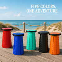 Tabouret compact de plage pour sentiers de dunes de sable et de vues sur l'océan, avec revêtement résistant aux déchirures en cinq couleurs et noyau de siège durable