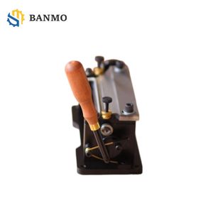 Nuova Macchina Manuale <span class=keywords><strong>per</strong></span> Assottigliare il Cuoio BM-806P 2026 con Lama Larga 150mm <span class=keywords><strong>per</strong></span> Assottigliare Bordi e Superfici con Spessore da 0,8 a 7mm - Product Image 6