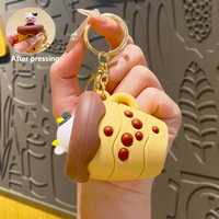 Porte-clés Squishy Mignon en Forme de Tasse de Thé au Lait Vache de Dessin Animé, Jouet Anti-Stress Amusant, Pendentif pour Sac à Dos, Cadeau, Boîte Mystère, Vente en Gros