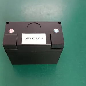 리튬 이온 12V 110CCA LiFePO4 스타터 배터리 2.4Ah 납산 배터리 교체 오토바이 배터리