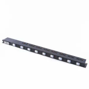 Metal 16 Outlet Chinese Vertical Switched Power Distribution Unit Rack Socket Data Center Pdu with Breaker