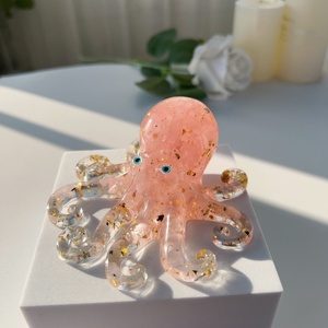 1 pieza de Adorno de Pulpo de Cristal Encantador, Adorno de Resina de Cristal con Forma de Pulpo, Regalo Decorativo, Artesanía, Decoración Artística Perfecta con Temática Oceánica - Product Image 2