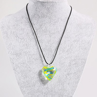 Vente en gros de collier pendentif en forme de cœur fleur rétro en verre de Murano en spirale Millefiori