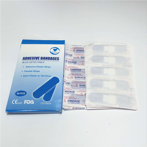 Pansements adhésifs MediSafe 1,5 x 2,875 po bleus, imperméables, détectables par les détecteurs de métaux, pour usage en cuisine et hôtel - Product Image 3