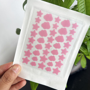 Patchs Hydrocolloïdes Étoile Nuage pour Boutons – Correcteur Facial Invisible pour Couvrir les Marques d'Acné et les Imperfections - Product Image 6