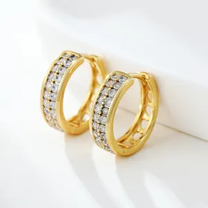 X000751935 gioielli XUPING all'ingrosso alla moda da donna in rame placcato oro 14K gioielli eleganti orecchini Huggie a cerchio