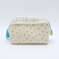 Pochette de maquillage en dentelle florale, petite trousse de toilette matelassée en velours côtelé, douce et moelleuse, réutilisable, organiseur de trousse de toilette, sacs de lavage