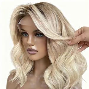 Perruque Lace Front Ondulée Ombrée Brun au <span class=keywords><strong>Blond</strong></span> Platine, Perruque <span class=keywords><strong>Mi</strong></span>-Longue à l'Aspect Naturel pour <span class=keywords><strong>Femme</strong></span> - Product Image 1