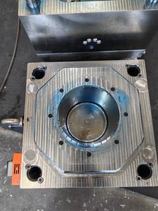 Moldeo por inyección de plástico 3L 4L <span class=keywords><strong>5L</strong></span> 8L 10L 15L 20L molde de cubo de pintura molde de inyección de plástico barato - Product Image 6