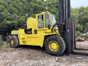 32Ton FD320รถยก Komatsu มือสองสภาพดี - Product Image 3