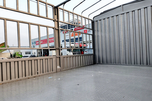 <span class=keywords><strong>Camion</strong></span> de fret léger SINOTRUCK HOWO 4x2 Euro 3 d'occasion 2020, 4T-5T, pour le transport logistique - Product Image 3