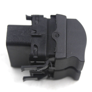 100003471 8200060045 ZHIPEI Mejor <span class=keywords><strong>precio</strong></span> Interruptor de ventanilla eléctrica apto para <span class=keywords><strong>Renault</strong></span> <span class=keywords><strong>Clio</strong></span> II <span class=keywords><strong>2</strong></span> - Product Image 6