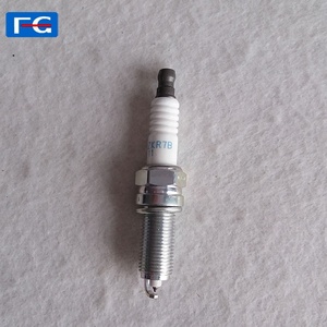 Bougie d'allumage Iridium de haute qualité ILZKR7B-11S <span class=keywords><strong>voiture</strong></span> japonaise/bougies d'allumage automatiques 12290-R62-H01 pour pièces de moteur - Product Image 5