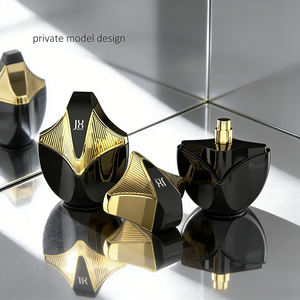 Envases de Perfume de Vidrio Personalizados de Forma Irregular en Negro y Dorado con Tapa Texturizada de Diseño Exclusivo y Embalaje de Lujo - Product Image 1