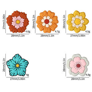 Nuevas Cuentas de Silicona con Forma de Flor Pequeña, Cuentas para Manualidades, Llavero, Material de Papelería Creativo - Product Image 2