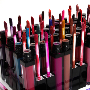 Venta al por mayor, maquillaje barato, resistente al agua, maquillaje suave de 18 horas de duración, lápiz labial líquido mate