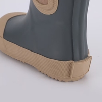 CS-36 Bottes de pluie pour enfants en caoutchouc simples et tendance Logo personnalisé Léger Imperméable Vente en gros Chaussures de pluie pour enfants pour l'été et l'hiver