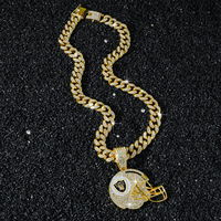Collier pendentif casque de football en alliage de zinc plaqué or 14K avec émail et diamants CZ, chaîne cubaine, cadeau pour fan de sport hip-hop