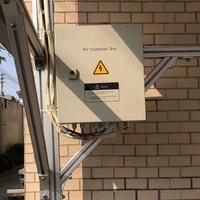 Boîtier de Combinaison de Chaînes avec Interrupteur de Déconnexion pour Panneaux Solaires, Configurations d'Entrée 4, 6, 8, 10, Contrôleur MPPT, Batterie Lithium-Ion