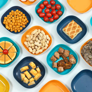 2023 New Round Fruit Tray Luxury Crystal Plastic Display Tray Salad Food Storage Fruit Tray