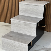 Profilé de marche d'escalier moderne en SPC/WPC, résistant à l'eau, écologique, avec nez de marche assorti pour la décoration de villas et d'appartements