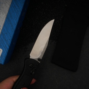 Navaja plegable Bugout 535 de acero inoxidable con hoja de punta caída, mango de plástico, liberación con perilla de pulgar, navaja de bolsillo con grabado láser profesional. - Product Image 5