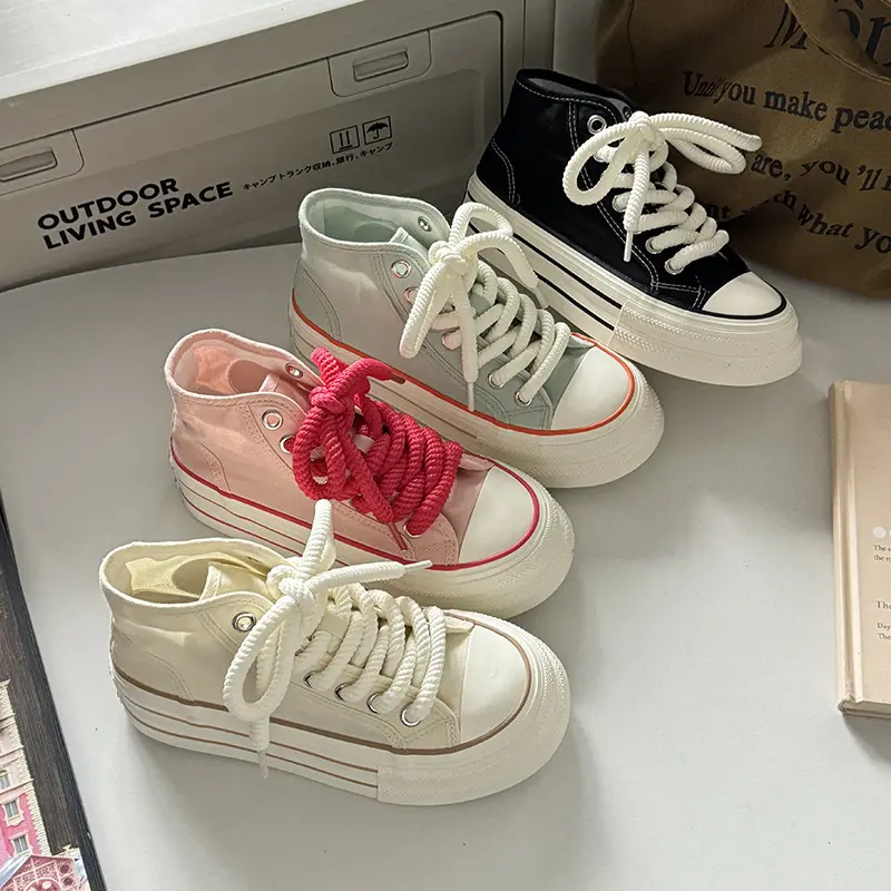 Oem Bán buôn phụ nữ Giày dày dưới nền tảng phẳng Sneakers thấp Top phụ nữ thoáng khí giày vải