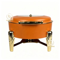 Plat à chafing rond en acier inoxydable de 6 L, finition peinture orange et pieds plaqués or, chauffe-plats de buffet avec couvercle en verre visible pour banquets d'hôtel