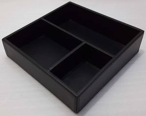 Plateau de service asymétrique avec design en similicuir - Product Image 2