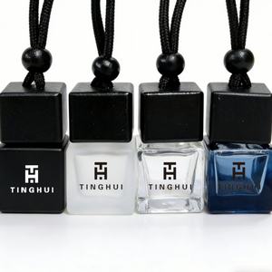 ขวดน้ำหอมติดรถยนต์แบบใสสีด้านขนาด 8 มล. พร้อมพู่ห้อย ขายส่งราคาถูก - Product Image 1